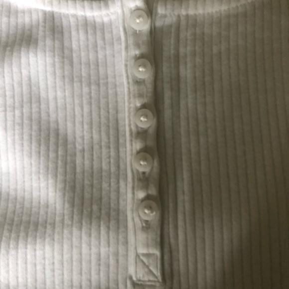 GUESS White Ribbed Top - Picture 3 of 7